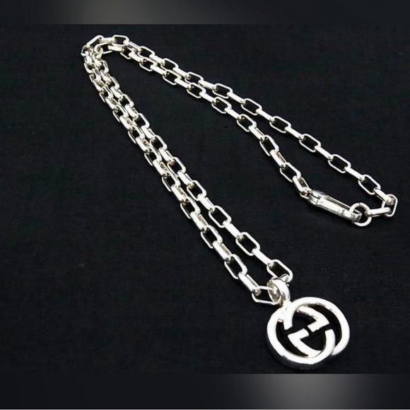 Gucci Sterling Silver Interlocking GG Necklace - Picture 2 of 7